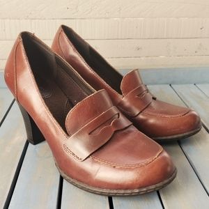 B.O.C. BORN CONCEPT Penny Heeled Loafer Brown Black Leather 6.5